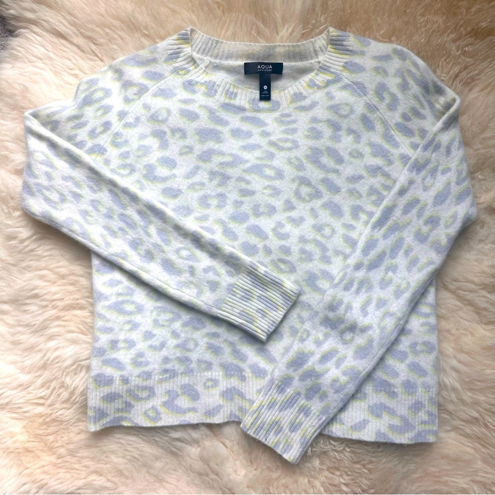 AQUA Cashmere Leopard Print Crewneck Cashmere Sweater Women's S Heather Pullover